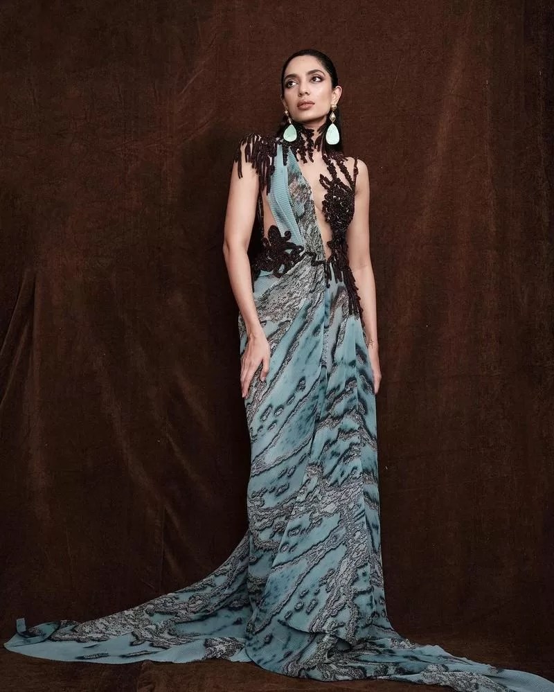 Sobhita Dhulipala hot pics