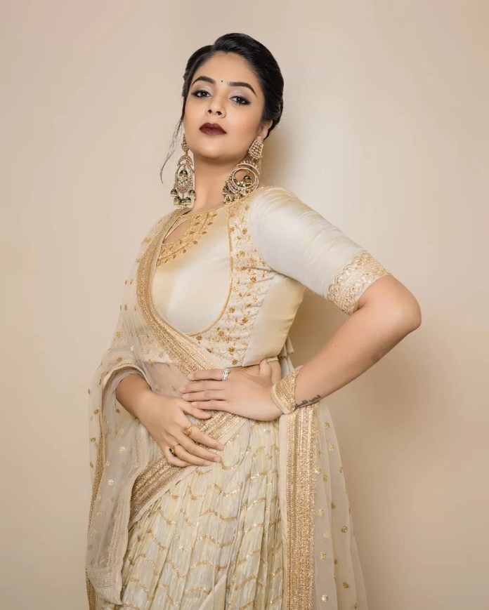 Sreemukhi latest photoshoot