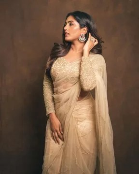 Eesha Rebba hot pics