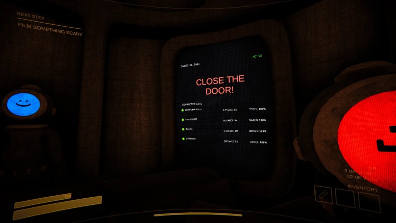 inside the pod in content warning