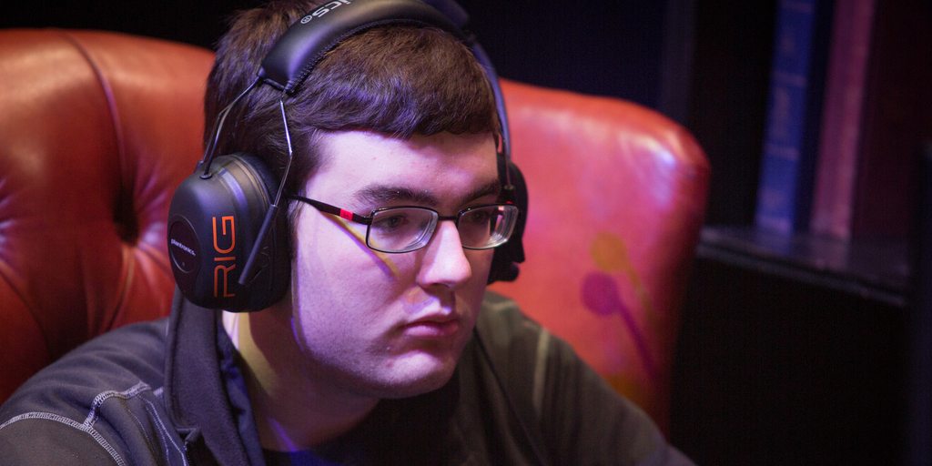 3f8d64e30a7d7da5908e82de4c8d8cb2