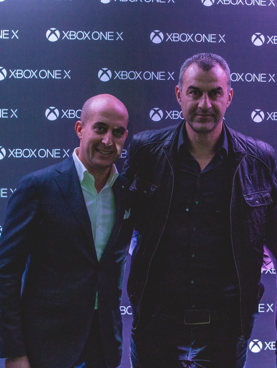 Ο Federico Enrico, Υπεύθυνος Δικτύου Πωλήσεων Microsoft Mediterranean Cluster, με τον πρωταθλητή του Euro 2004, Τραϊανό Δέλλα.