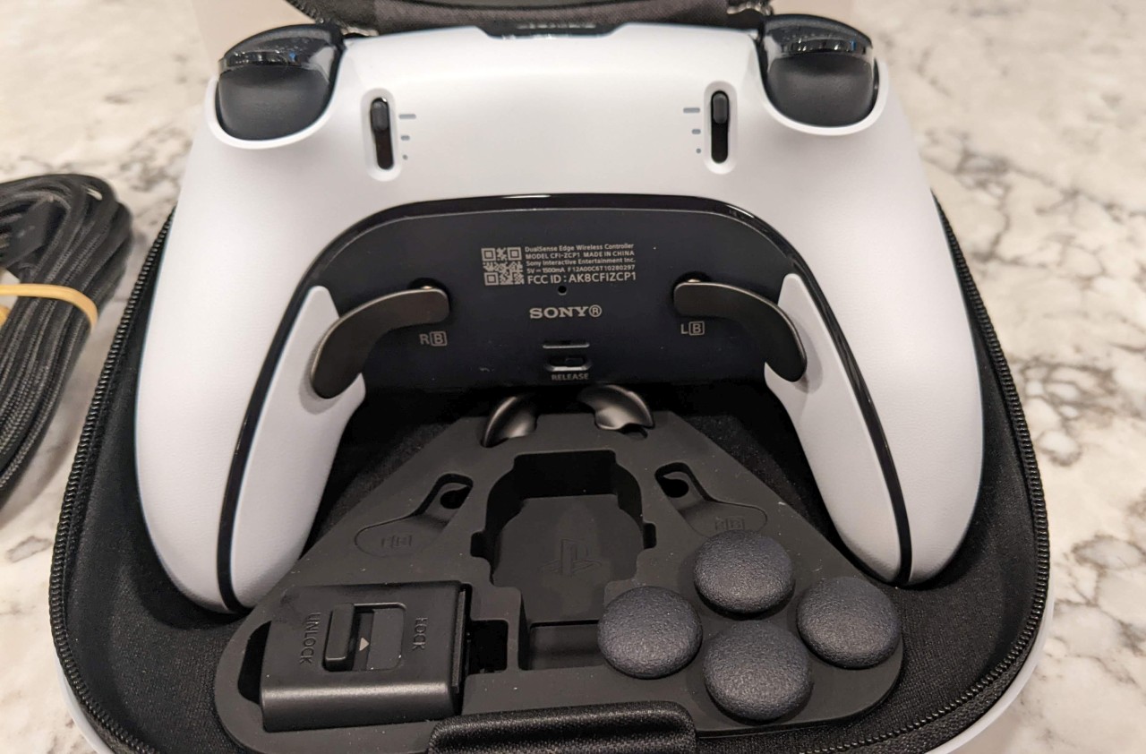 Hands on with the DualSense Edge Wireless Controller - Gaming Age