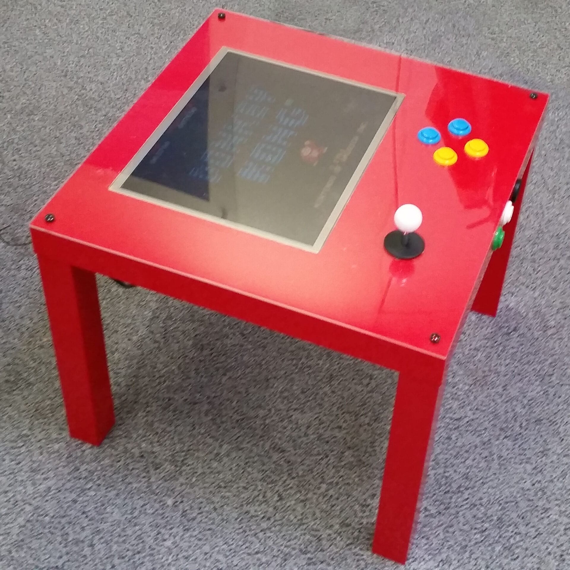 PIK3A Gaming Table ArcadeAutomat aus einem billigen IkeaTisch