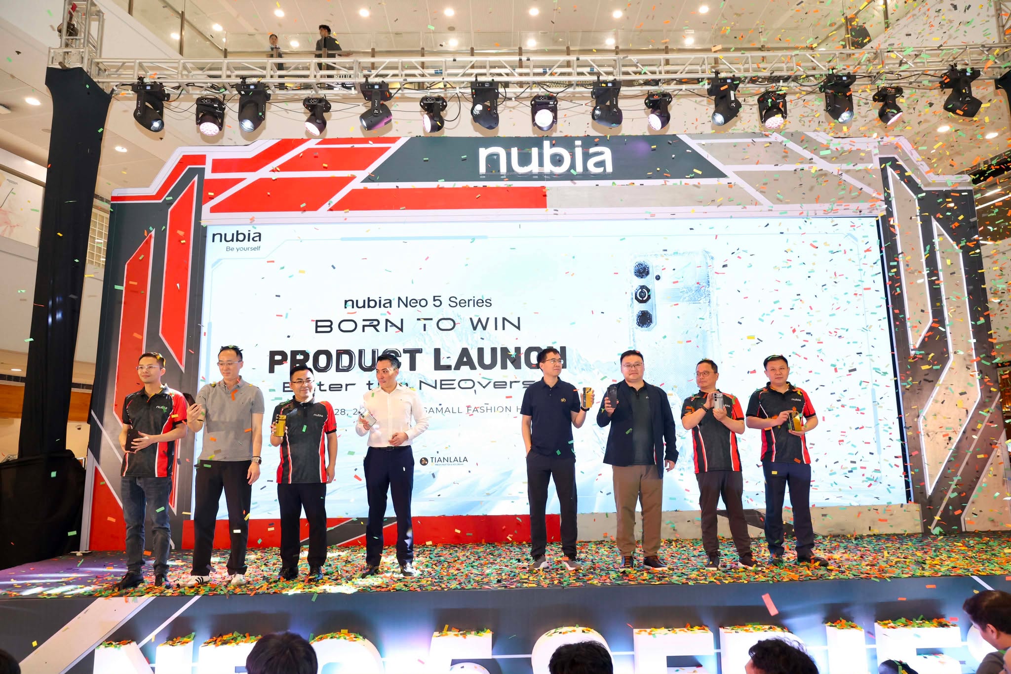 ZTE (nubia) Officials At nubia NEO 5 Series PH Launch Event