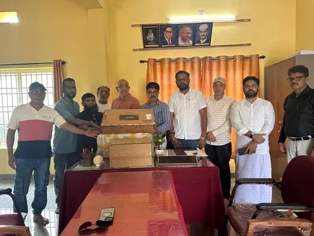 Shiroor: Shiroor Association Donates Computers to Government PU&nbsp;College