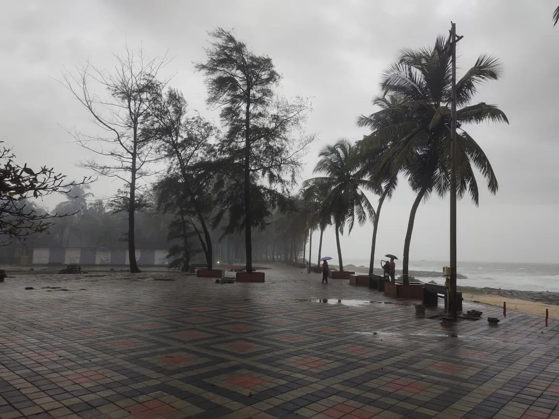Weather Alert for August 18, 2025: Heavy Rainfall Expected in Karnataka, School Closures&nbsp;Announced