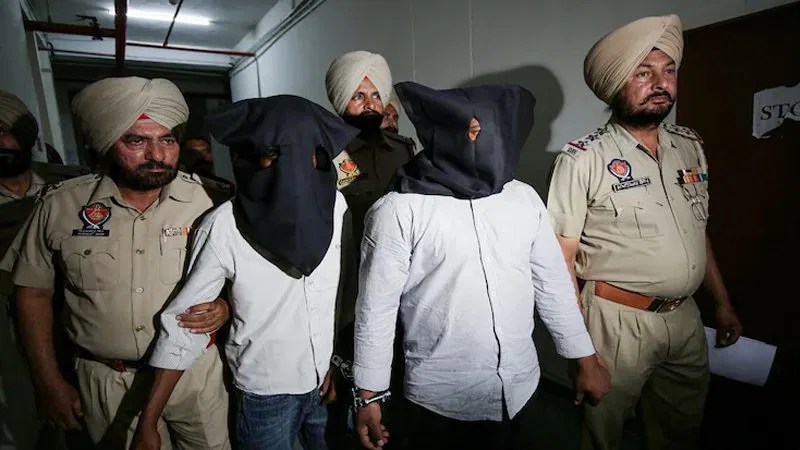 5-10 ಸಾವಿರ ರೂ.ಗೆ ಪಾಕ್ ಐಎಸ್‌ಐಗೆ ಮಿಲಿಟರಿ ಮಾಹಿತಿ ಲೀಕ್‌ – ಇಬ್ಬರು&nbsp;ಅರೆಸ್ಟ್‌