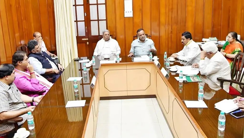 18 ಬಿಜೆಪಿ ಶಾಸಕರ ಅಮಾನತು ವಾಪಸ್‌: ಸ್ಪೀಕರ್ ಯುಟಿ ಖಾದರ್ ನೇತೃತ್ವದ ಸಭೆಯಲ್ಲಿ ಮಹತ್ವದ&nbsp;ನಿರ್ಧಾರ