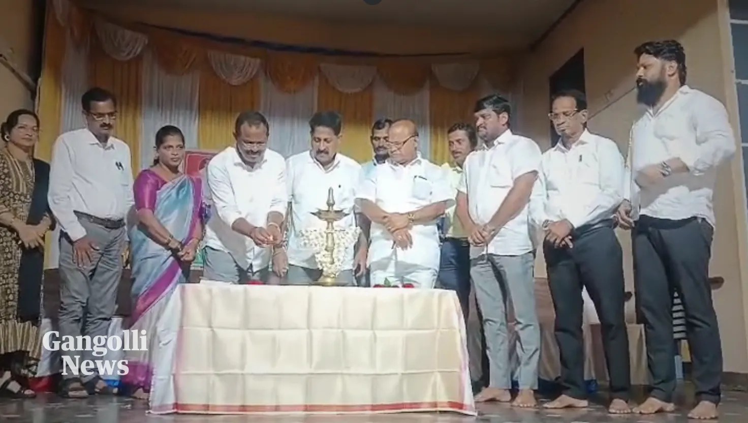 ಶಿರೂರು: ಗ್ಯಾರೆಂಟಿ ಸಮಾವೇಶ ಹಾಗೂ ಅದಾಲತ್ ಕಾರ್ಯಕ್ರಮಕ್ಕೆ&nbsp;ಚಾಲನೆ