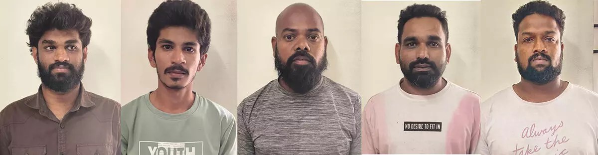 ಕೋಟ: ಆನ್ಲೈನ್ ಬೆಟ್ಟಿಂಗ್ನಲ್ಲಿ ಗೆದ್ದ 15 ಲಕ್ಷ ರೂ. ನೀಡದೆ ಜೀವಬೆದರಿಕೆ – ಐದು ಮಂದಿ ಆರೋಪಿಗಳ ಬಂಧನ