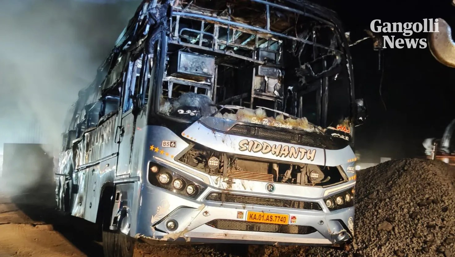 ನೆಲಮಂಗಲ: ಚಲಿಸುತ್ತಿದ್ದ ಬಸ್ನಲ್ಲಿ ಭೀಕರ ಅಗ್ನಿ ಅವಘಡ; 30 ಪ್ರಯಾಣಿಕರು ಪವಾಡಸದೃಶ ಪಾರು!