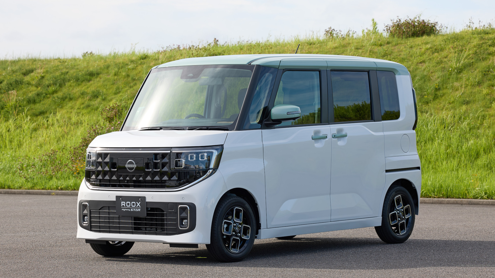 The new Nissan Roox: small car, big attitude