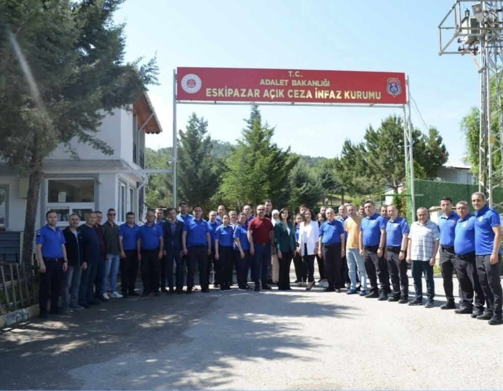 ESKİPAZAR AÇIK CEZA İNFAZ KURUMUNDA CEZA İNFAZ PERSONELLERİ GÜNÜ KUTLANDI..