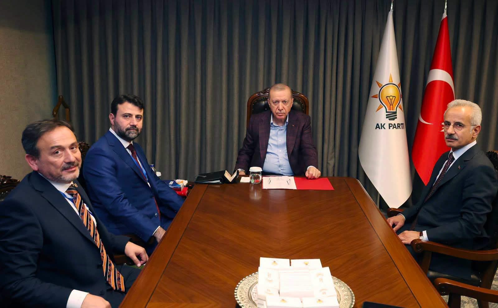 Milletvekilleri Cem Sahin ve Ali Keskinkılıç Cumhurbaşkanı Erdoğan ile Karabük’ü görüştü…