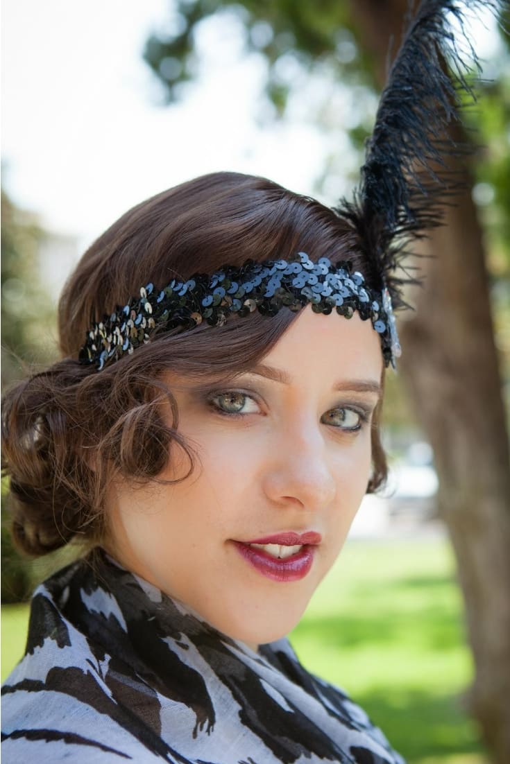 What is a flapper dress? • gatsby flapper girl