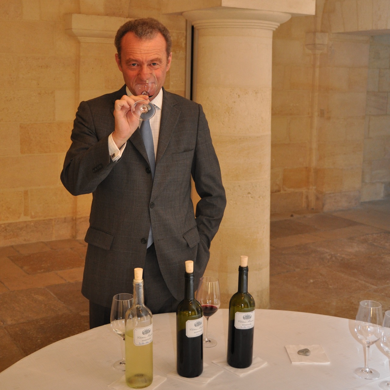 The 2010 primeurs in April 2011.