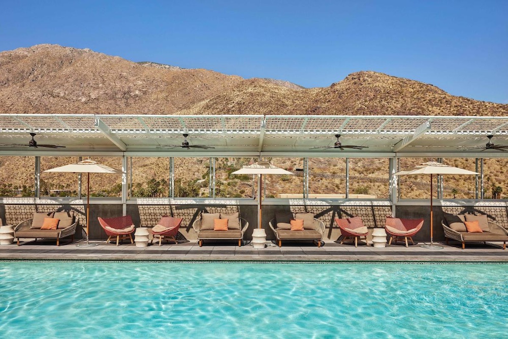 Kimpton Rowan Rooftop Pool