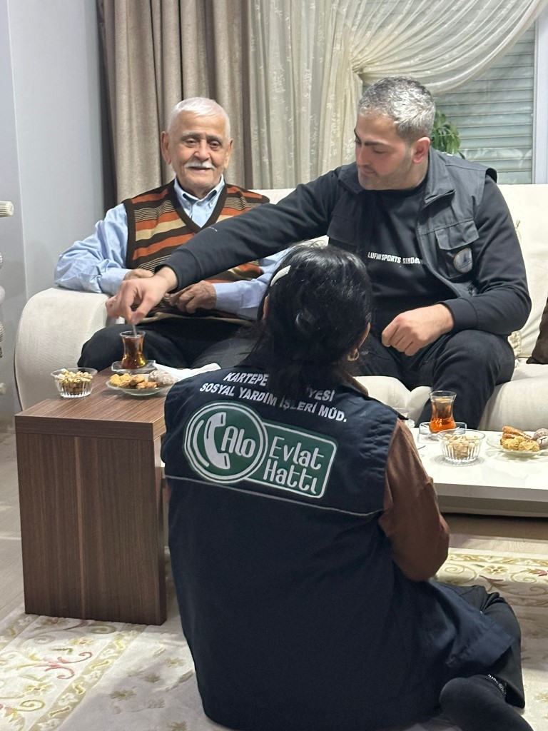 Kartepe'de Çınarlara Sevgi Köprüsü!