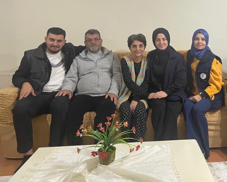 Kartepe'de Çınarlara Sevgi Köprüsü!