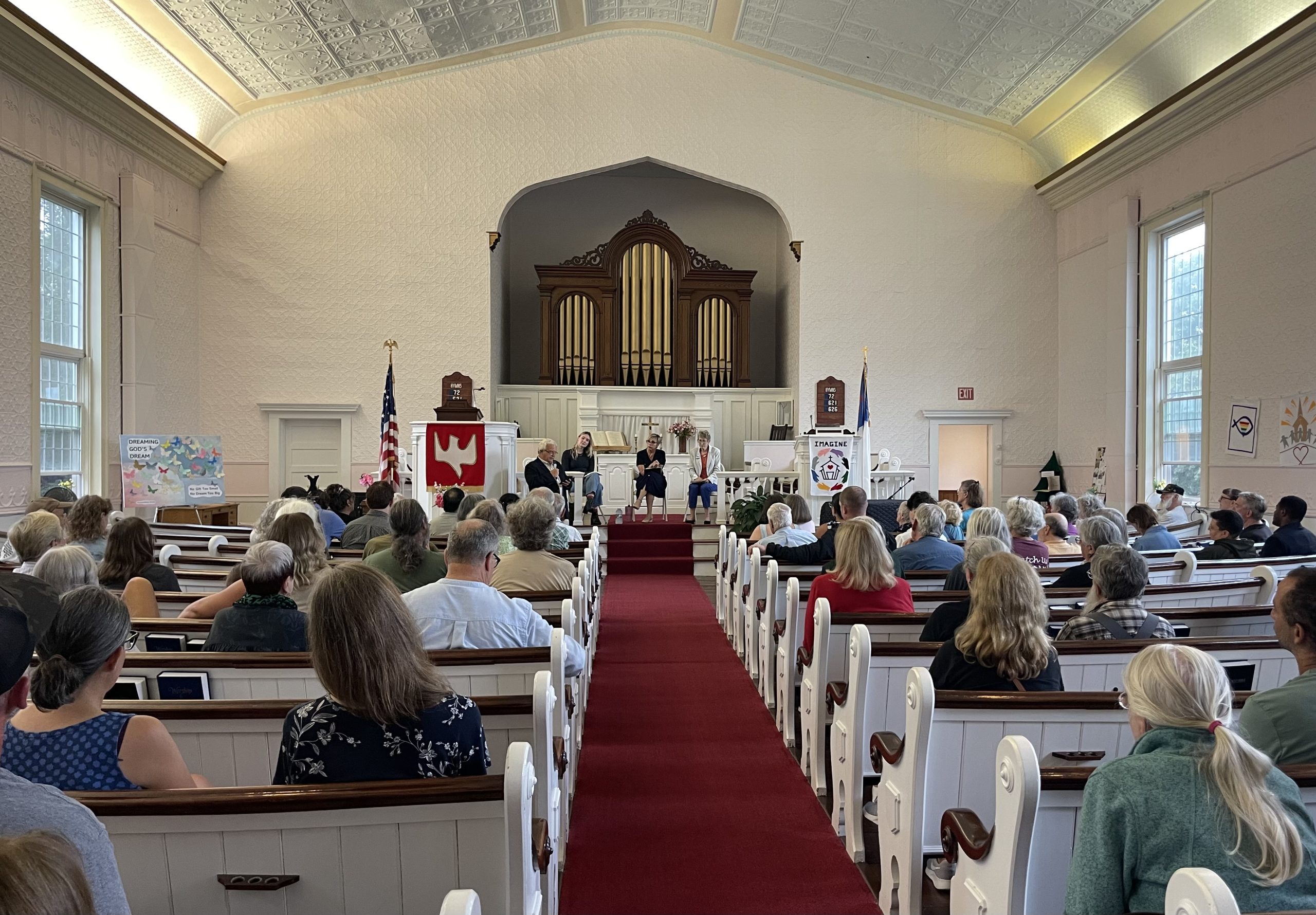 gazettenet.com - Aalianna Marietta - 1st Franklin District candidates talk school funding, affordability at Sunderland forum