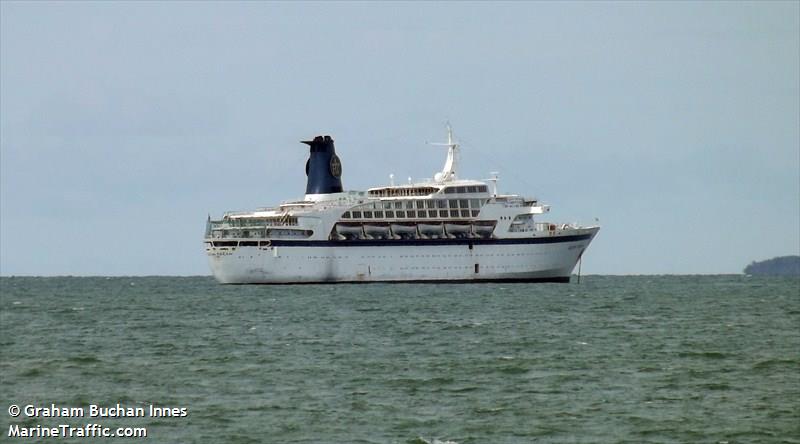 Abandoned Cruise Ship Ocean Dream Sinks Off Thailand Gcaptain