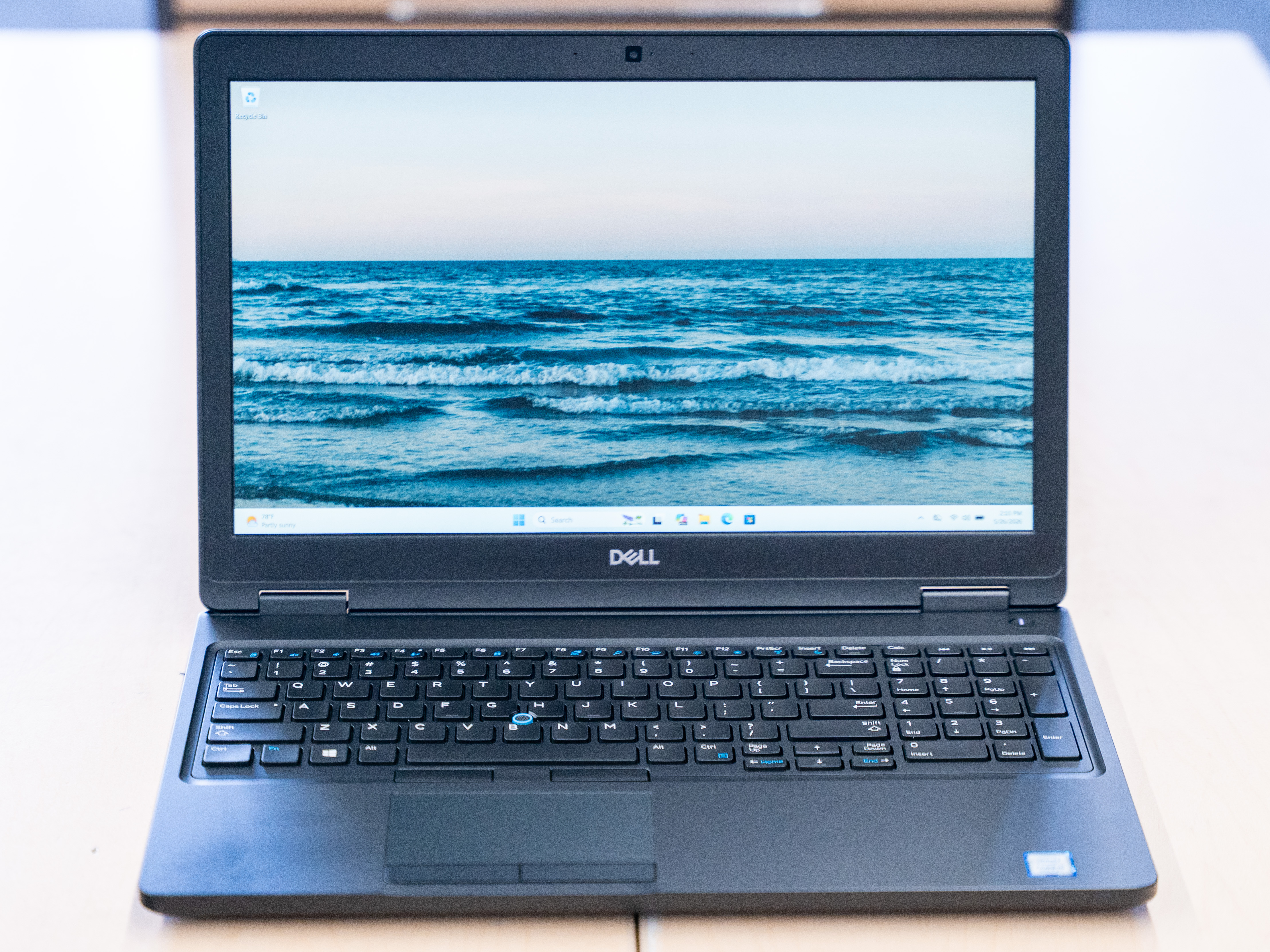 $180 Dell Latitude 5590 i5-8250U 256GB SSD 16GB RAM 1080P Screen