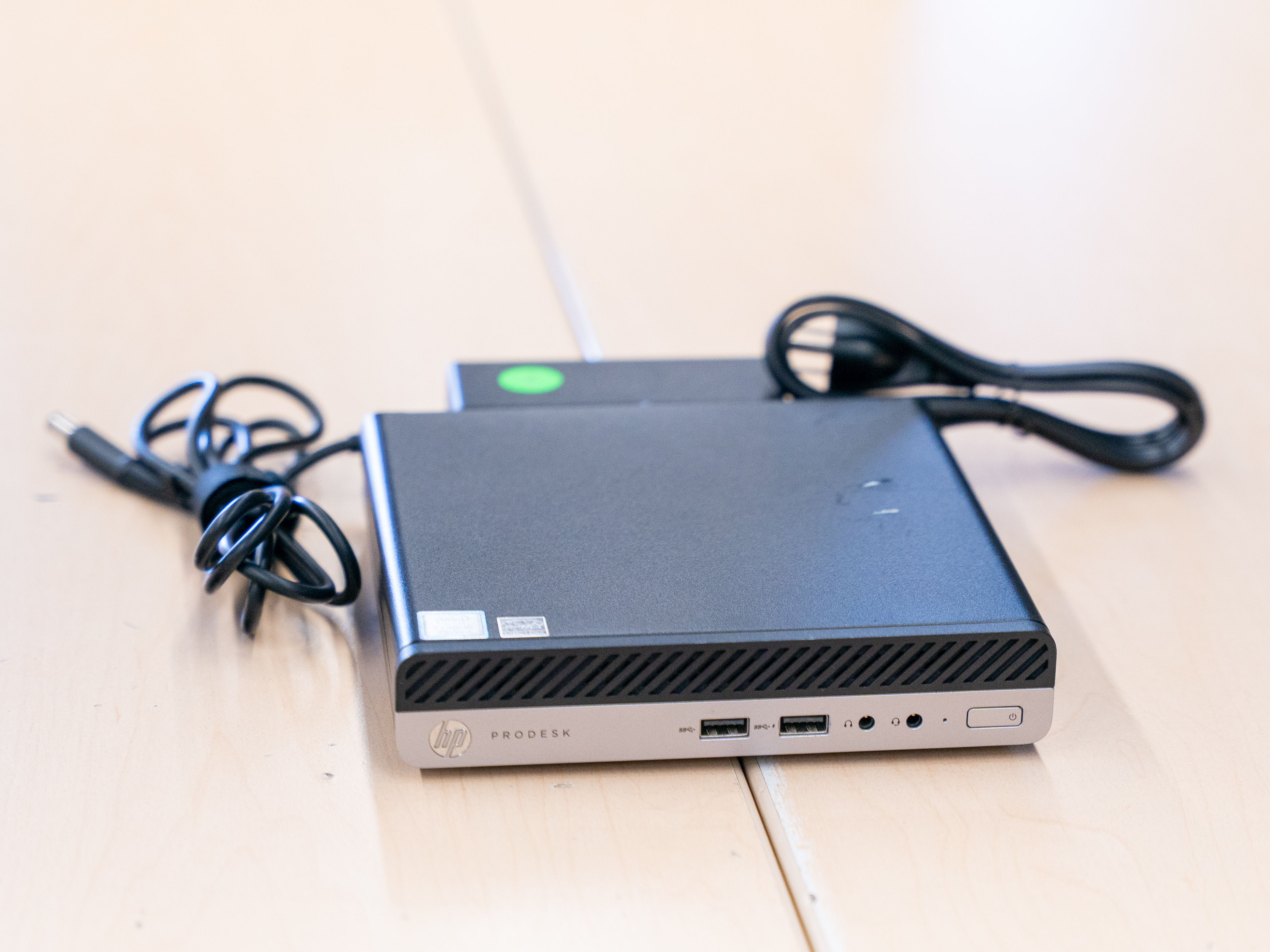 $150 HP ProDesk Micro / Mini PC i5-8500T 256GB SSD 16GB RAM WiFi