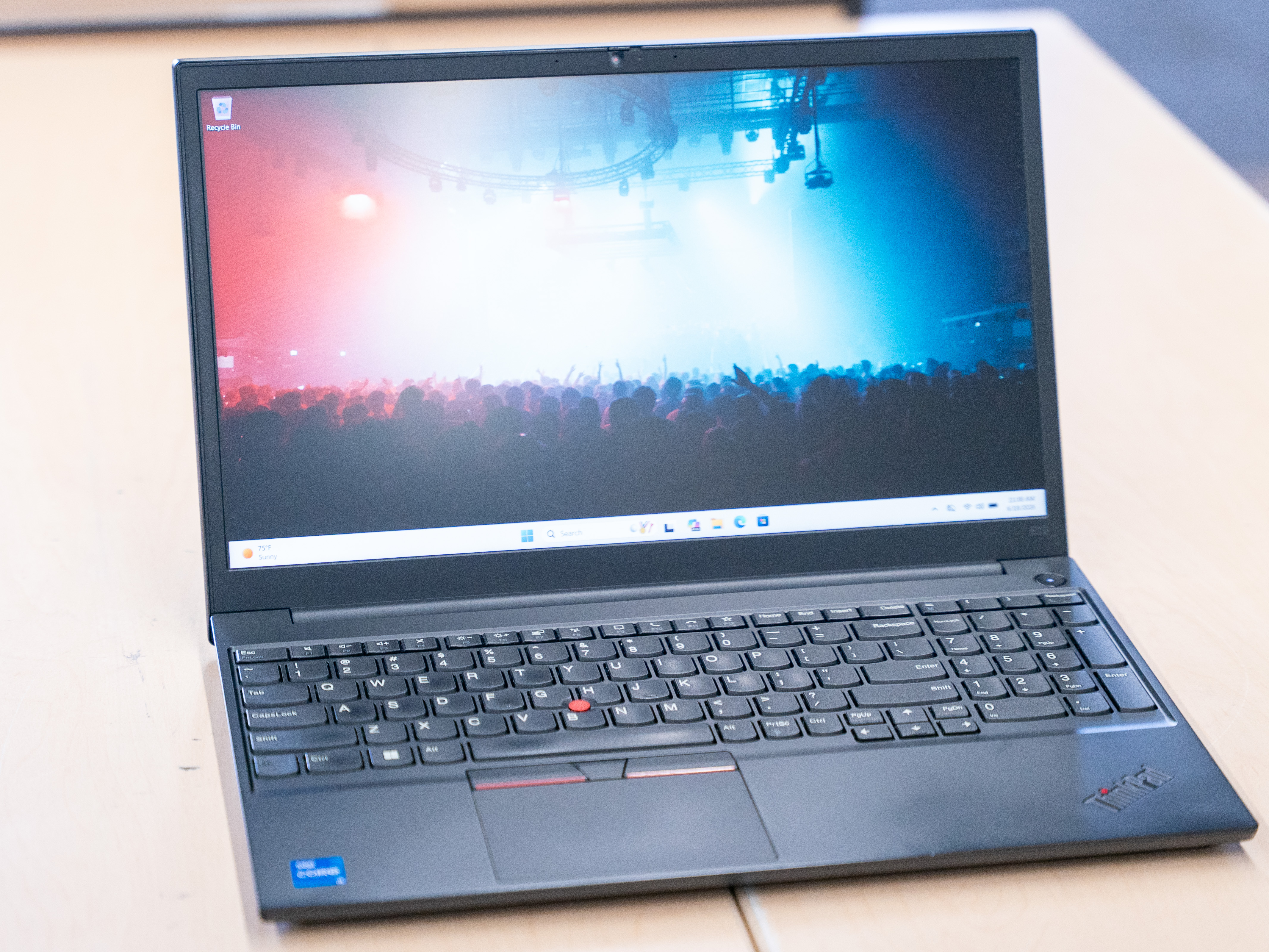 $340 Lenovo Thinkpad E15 Gen 2 i5-1135G7 512GB SSD 16GB RAM 1080p