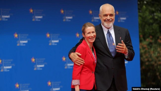 Kryeministri i Shqipërisë, Edi Rama, dhe shefja e politikës së jashtme të BE-së, Kaja Kallas.