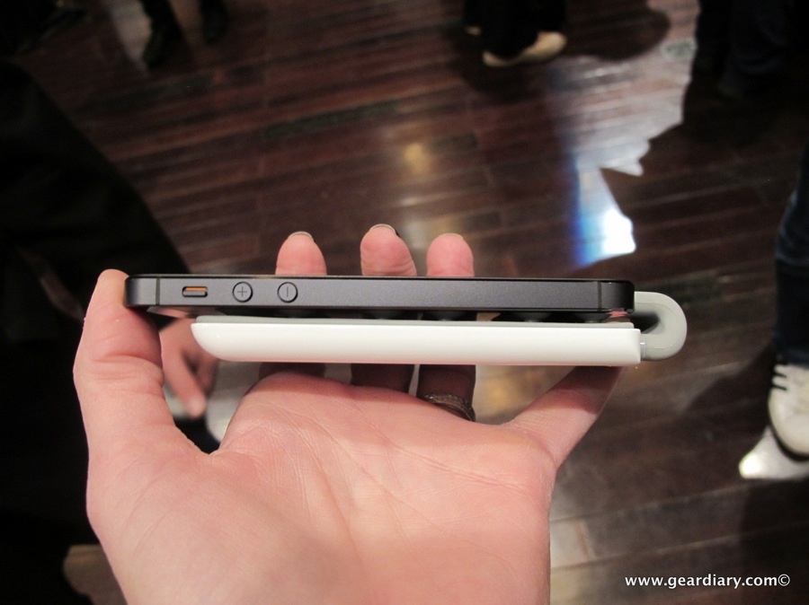 PowerSkin PoP'n Pop on Power Battery Charger Pops on the Power GearDiary