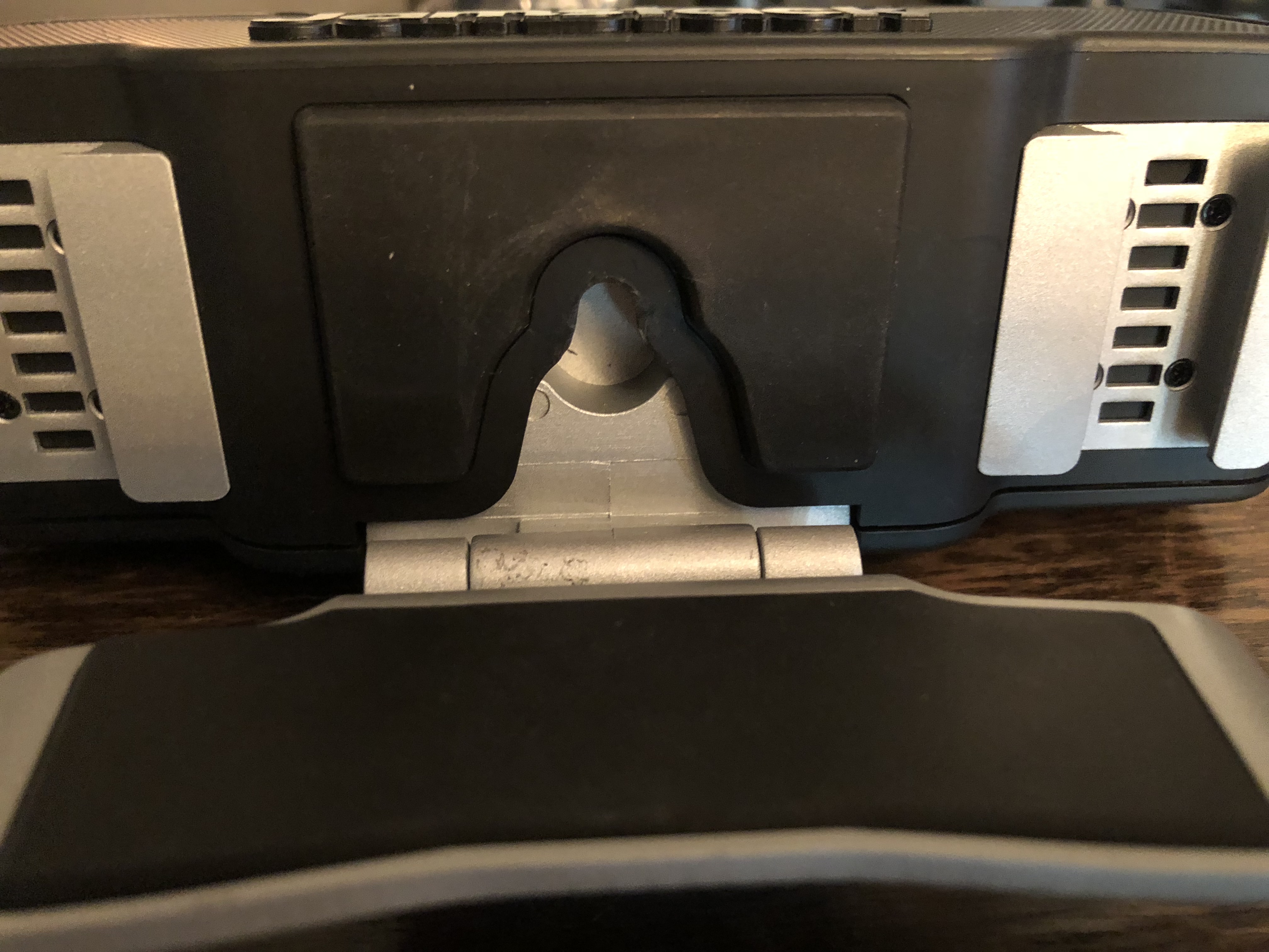 The Jamstack Portable Amplifier The Practice Rig You Never Knew You Needed GearDiary