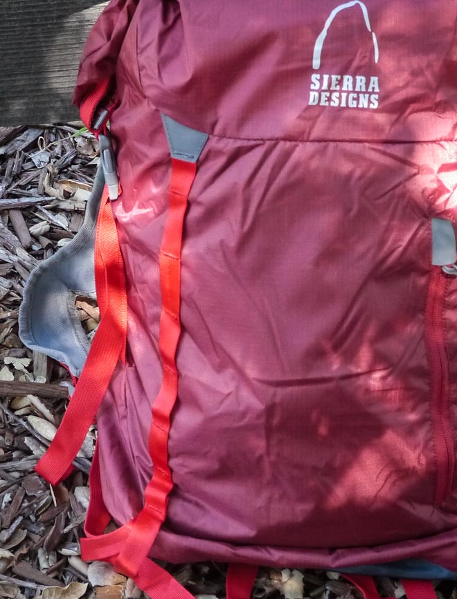 sierra designs summit daypack