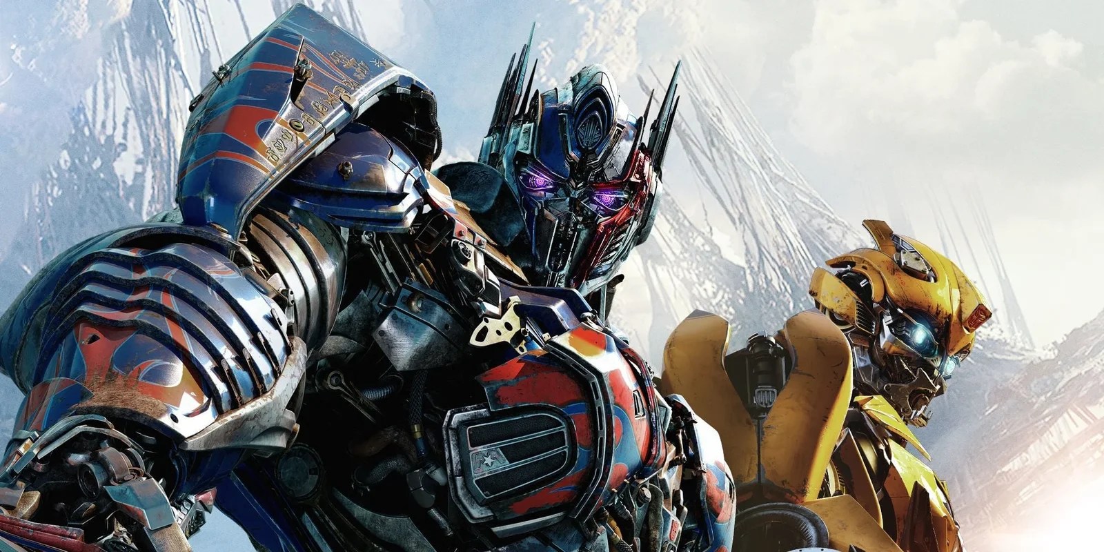 Transformers-The-Last-Knight-with-Optimus-Prime-and-Bumblebee