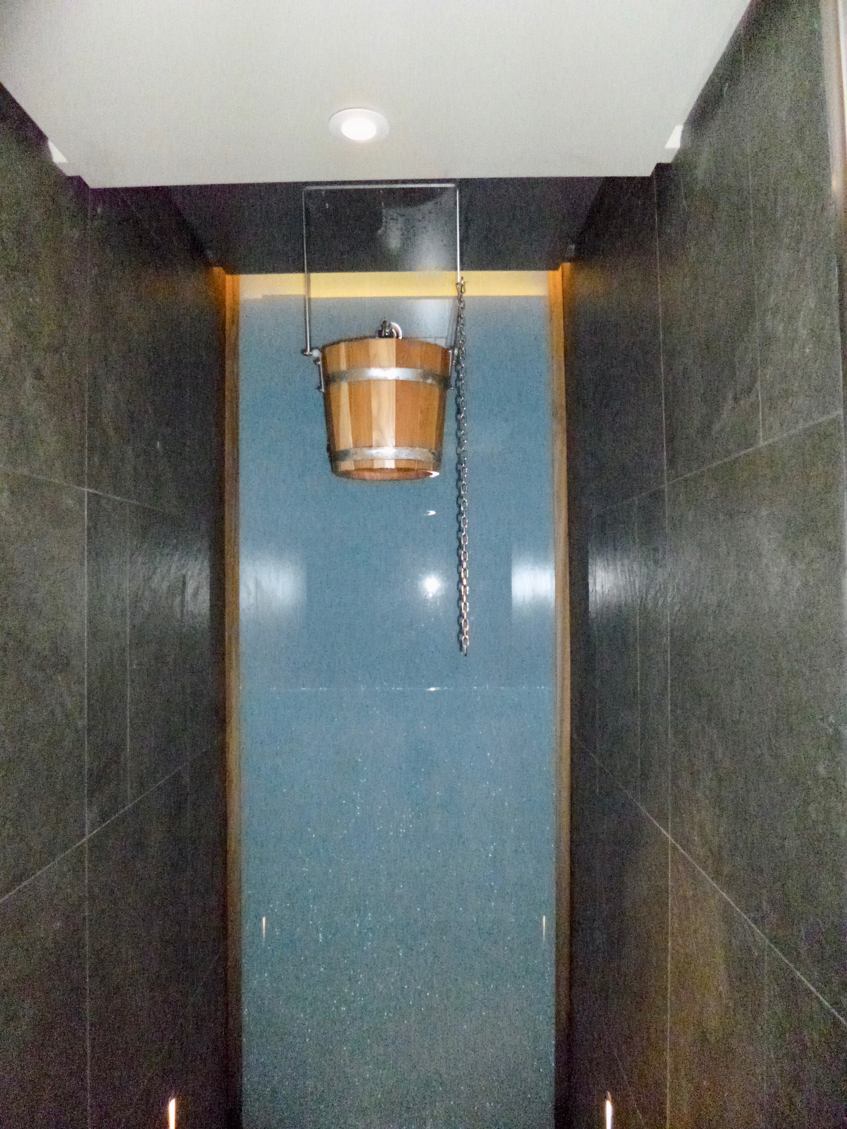 Cold Water Bucket on Viking Sun