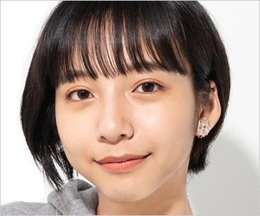 【山之内すず】直筆サイン チェキ タレント 芸能人 非売品 当選品 写真 レア 直筆】山之内すず サイン チェキ タレント 非売品 当選品 生写真 抽選 希少