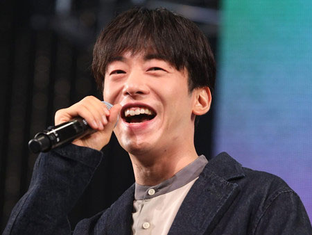 DJ松永が寝坊で音楽フェスドタキャンし炎上。遅刻連発で病気疑惑も