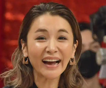 鈴木紗理奈さん手越祐也さんご愛用 PYR KNIGHTIPX7防水 鈴木紗理奈に不倫スキャンダル、妻子持ち実業家と半同棲交際。週刊文春