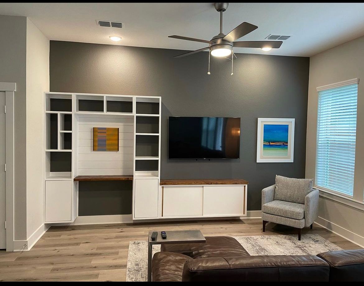 TV Floating Mounting