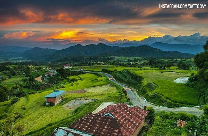 Panorama Desa Nagari Pariangan Sumbar
