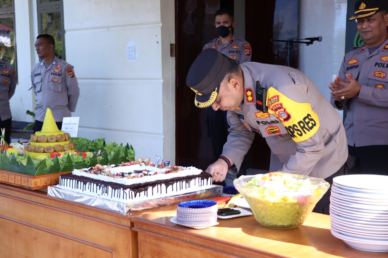 Tumpeng