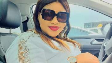 Amanda, a 48-Year-Old Sugarmummy in Lavington, Seeking a Kind and Romantic Sugar Lover in Nairobi