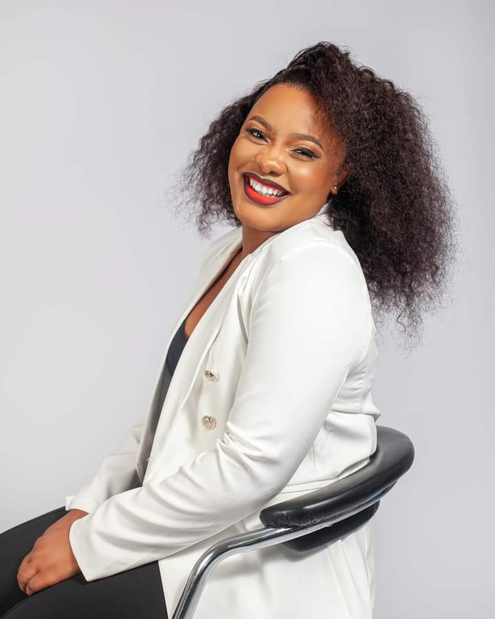 Irene, a 45-Year-Old Sugarmummy from Utawala, Seeking a Young, Handsome Companion for a Meaningful Connection