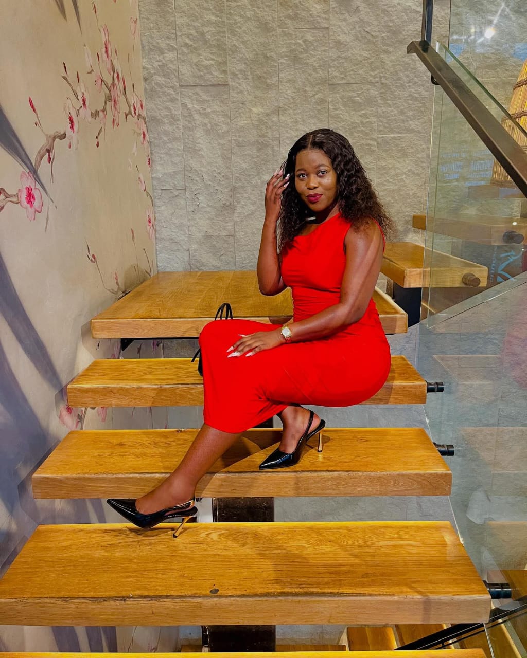 Jennifer Single Kenyan Wealthy Sugarmum in Dubai Seeking a Serious Relationship