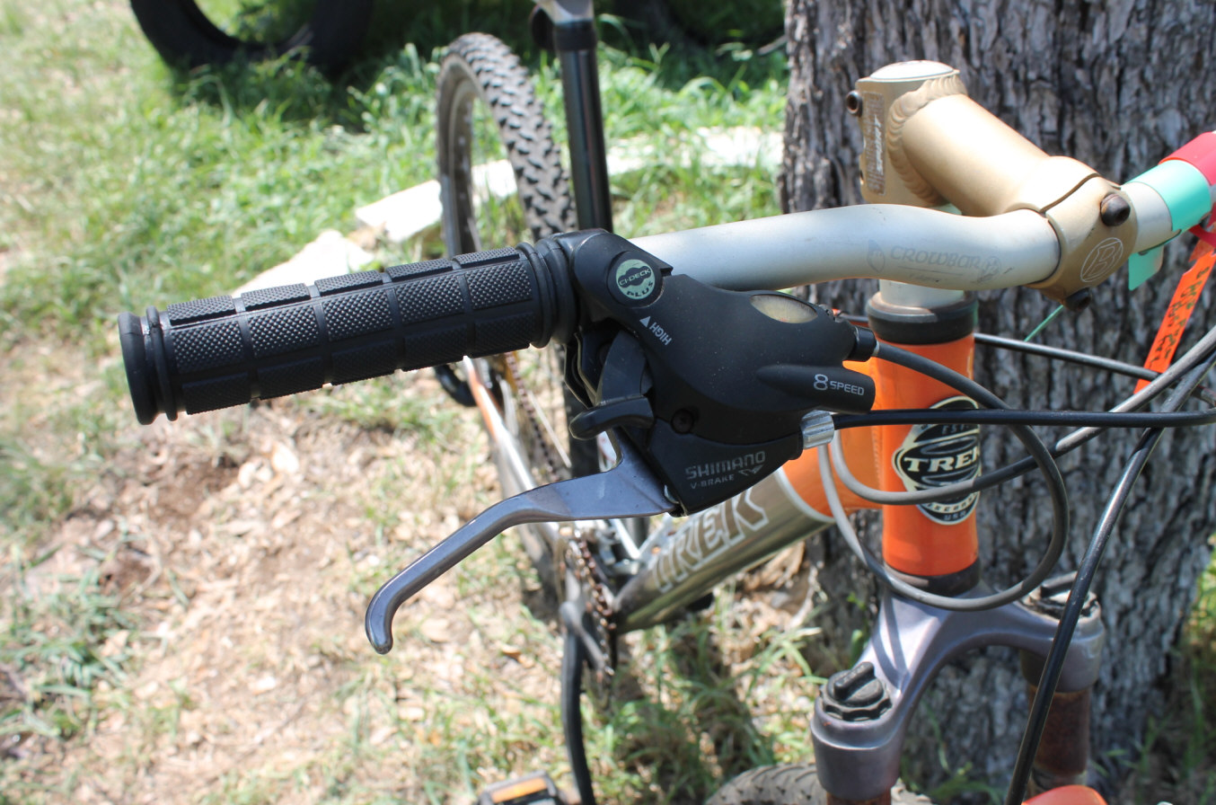 Trek 4300 Hybrid Bike – 0059 - Georgetown Free Bikes Trek 4300 Hybrid Bike – 0059 - Georgetown Free Bikes