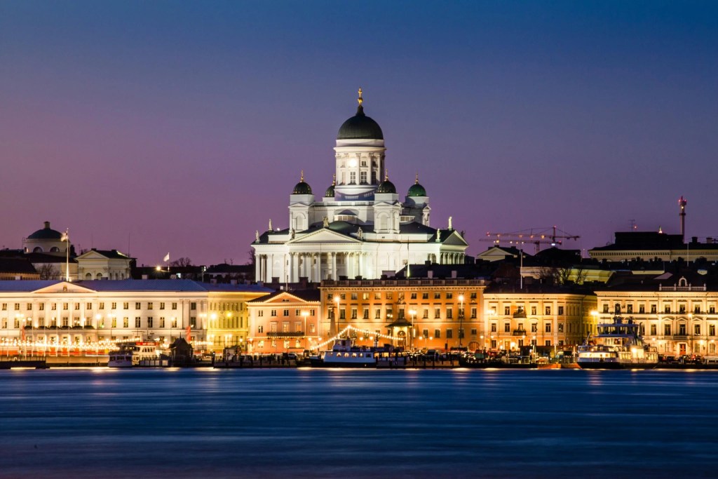 In Finland, business is built on trust, and that mindset carries into daily life. Even most lost wallets find their way back to their owners. With values like these, it’s easy to see why Finland ranks among the world’s happiest countries. The country is stable, modern, and well-run. People value fairness and clear rules, and that shows in how business works.