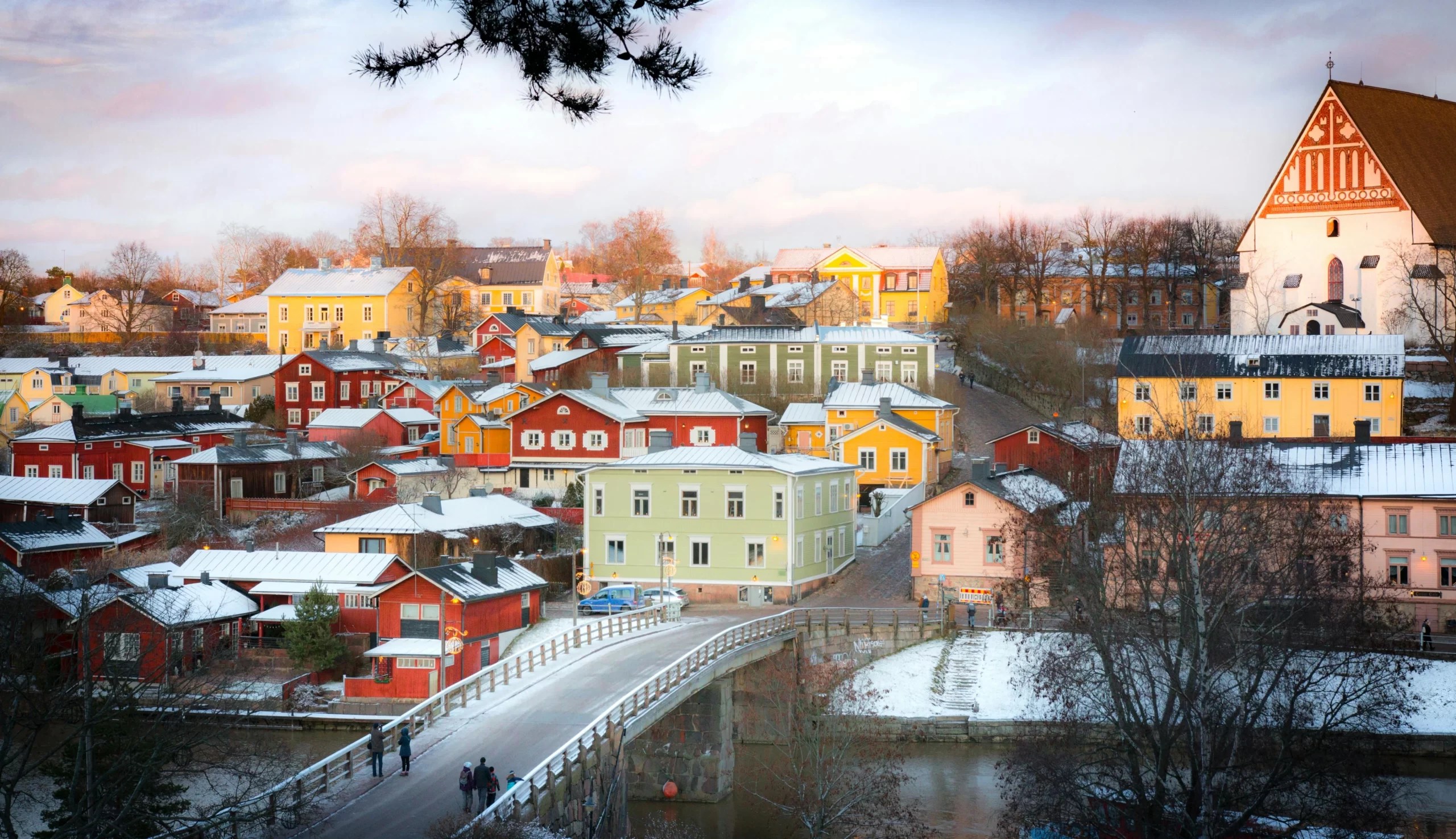 Finland offers a stable, tech-driven environment for global business. Its GEOS Global Subsidiary Index Score of 64.0 reflects strong performance across political stability, infrastructure, and market strength.