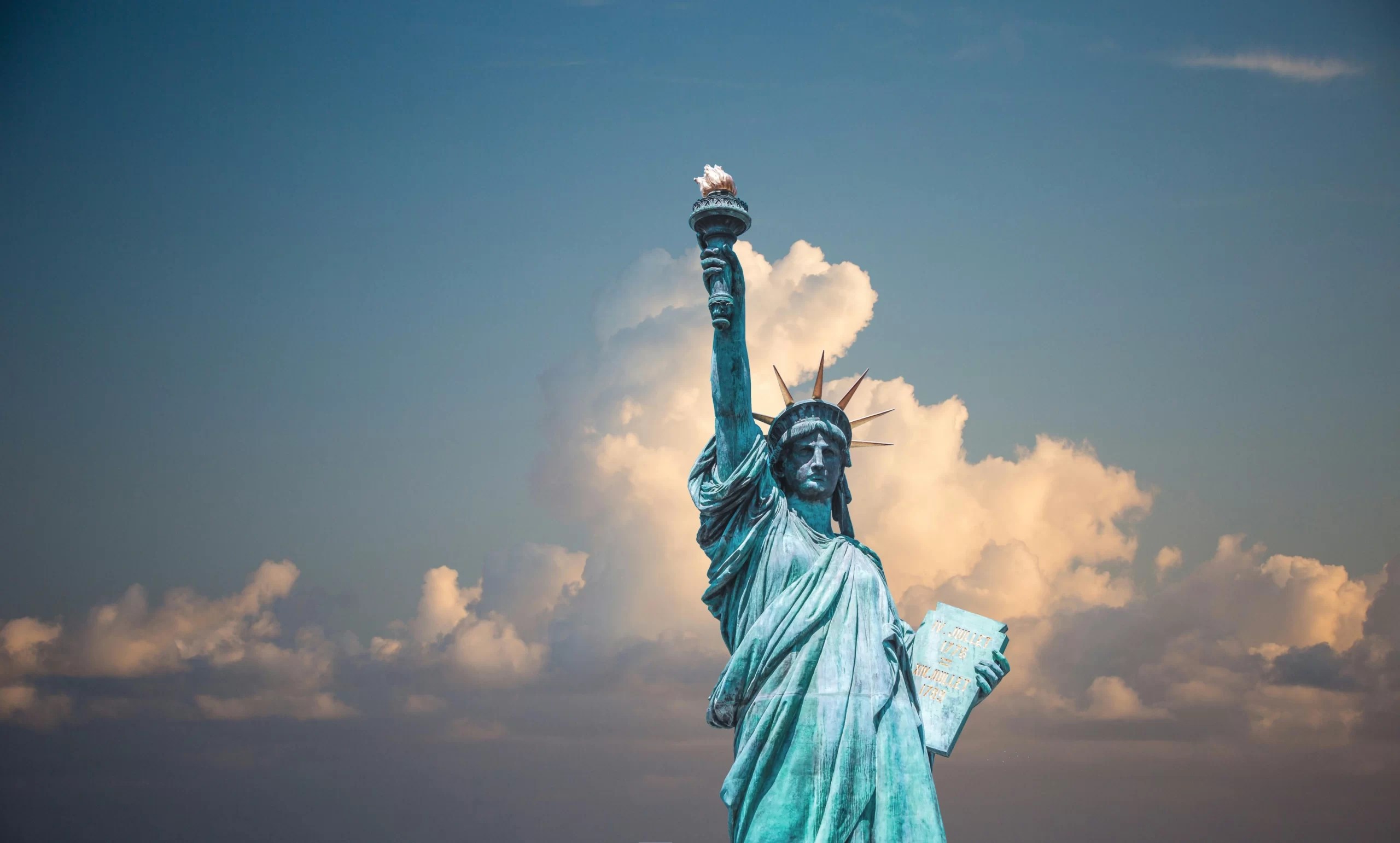 There are a number of reasons to open a US company. For businesses looking to expand, that makes the U.S. a smart choice. GEOS helps you take advantage of these strengths by simplifying setup and letting you focus on growth.