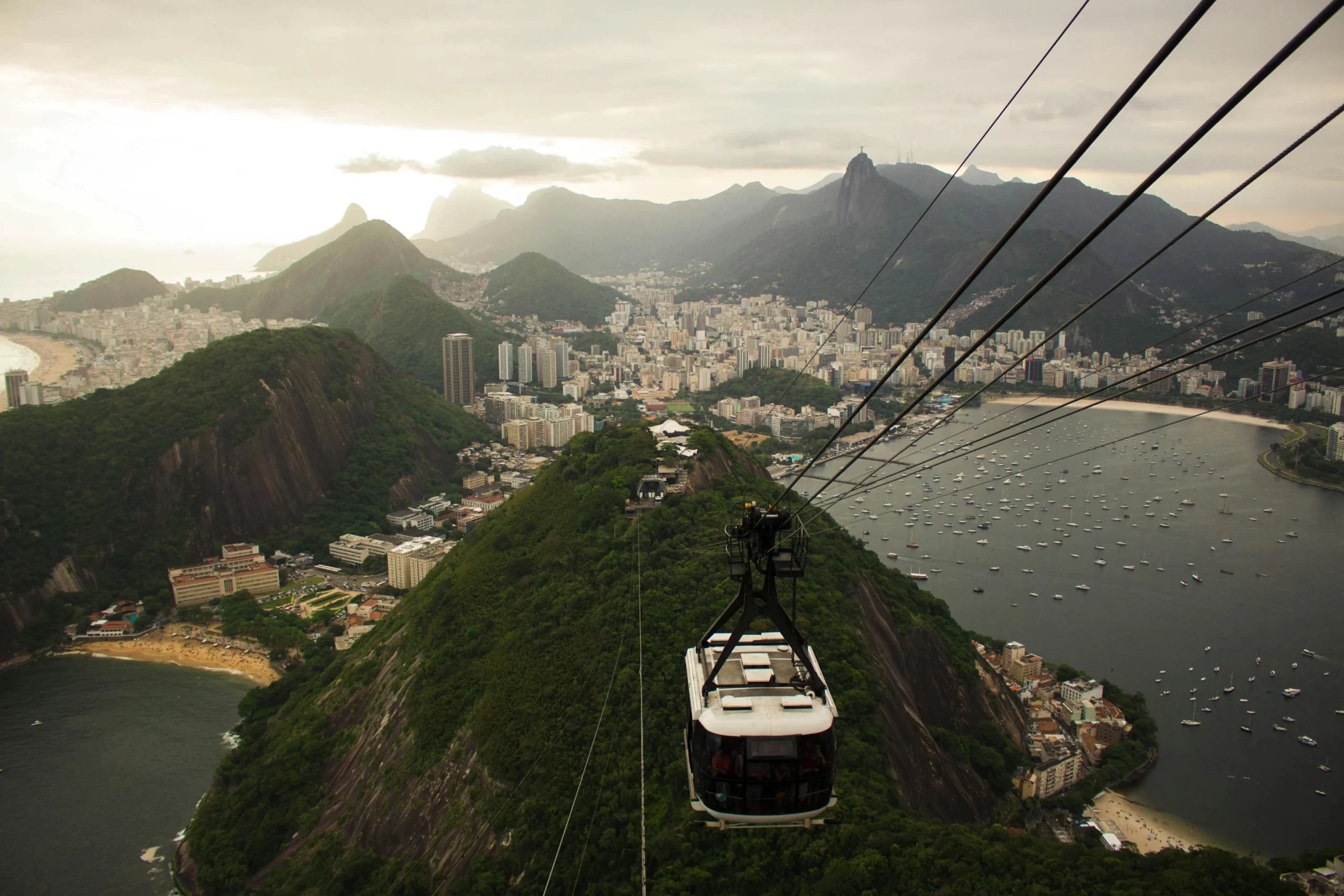 Brazil is Latin America’s largest economy and one of the world’s fastest-growing digital markets. Its ICT sector is worth nearly US$50 billion, fueled by demand for AI, cloud, 5G, and cybersecurity. With more than 177 million people online, business in Brazil benefits from the fifth-largest internet economy in the world.