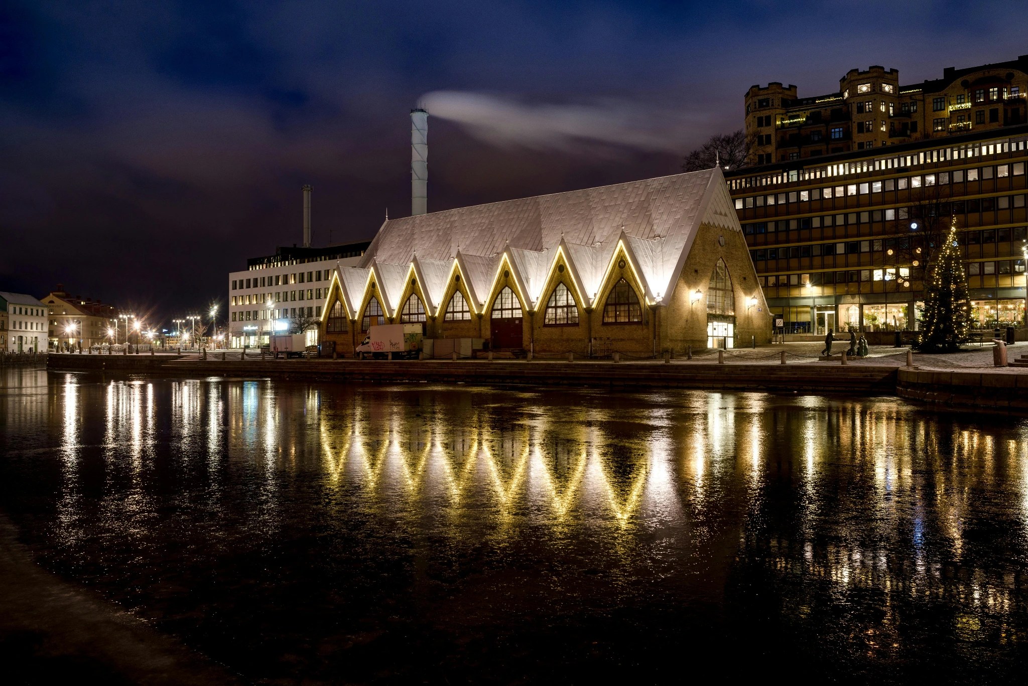 For businesses eyeing expansion, Sweden offers stability, innovation, and global reach. The costs are real, but so is the payoff. GEOS helps you make sense of the complexity so you can focus on growth. Let’s explore how.